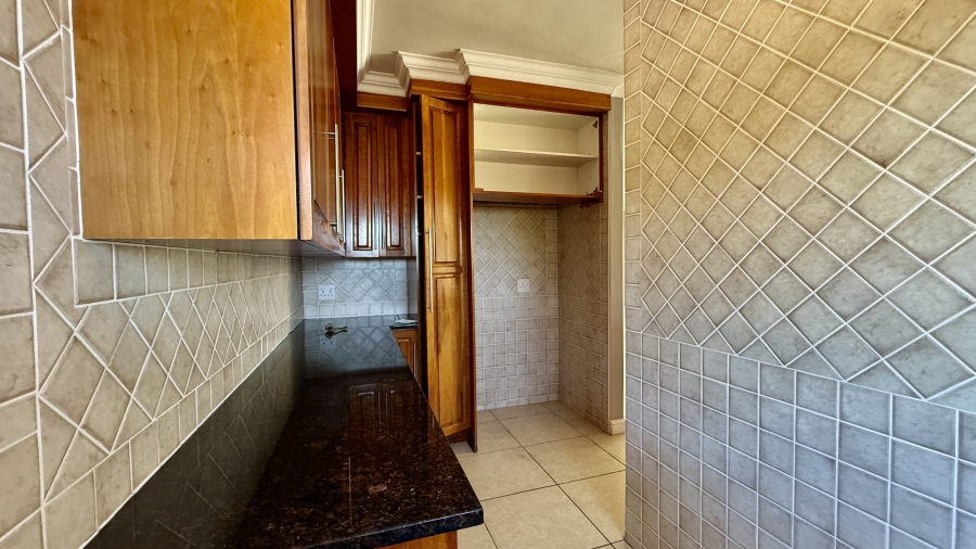 3 Bedroom Property for Sale in Summerstrand Eastern Cape